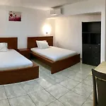 Razz Hotel